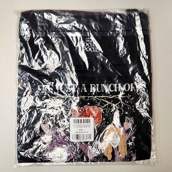 ❤️NWT VINTAGE TORRID TEE - DISNEY HOCUS POCUS - SANDERSON SISTERS HALLOWEEN - Picture 10 of 13